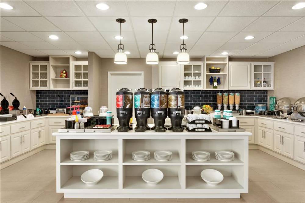 Homewood Suites By Hilton Fargo 5