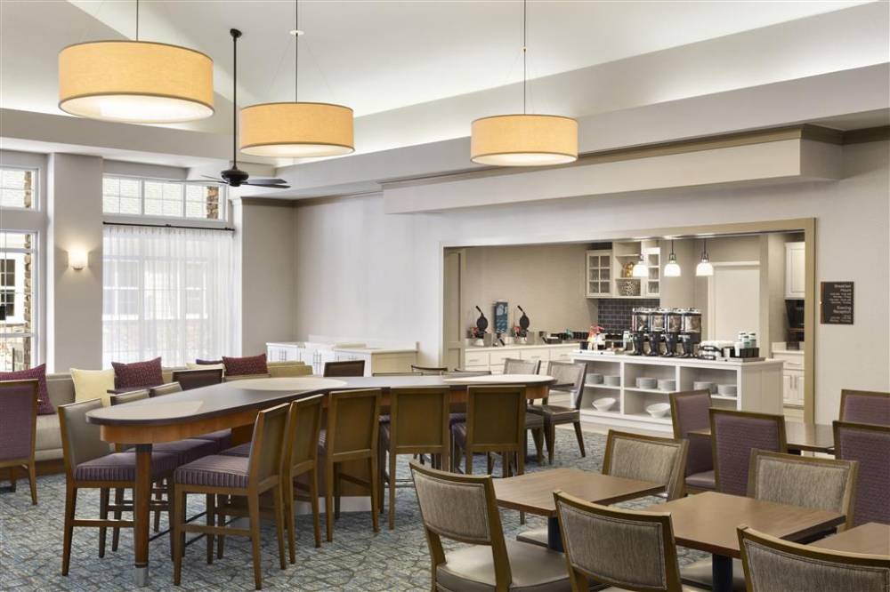 Homewood Suites By Hilton Fargo 3