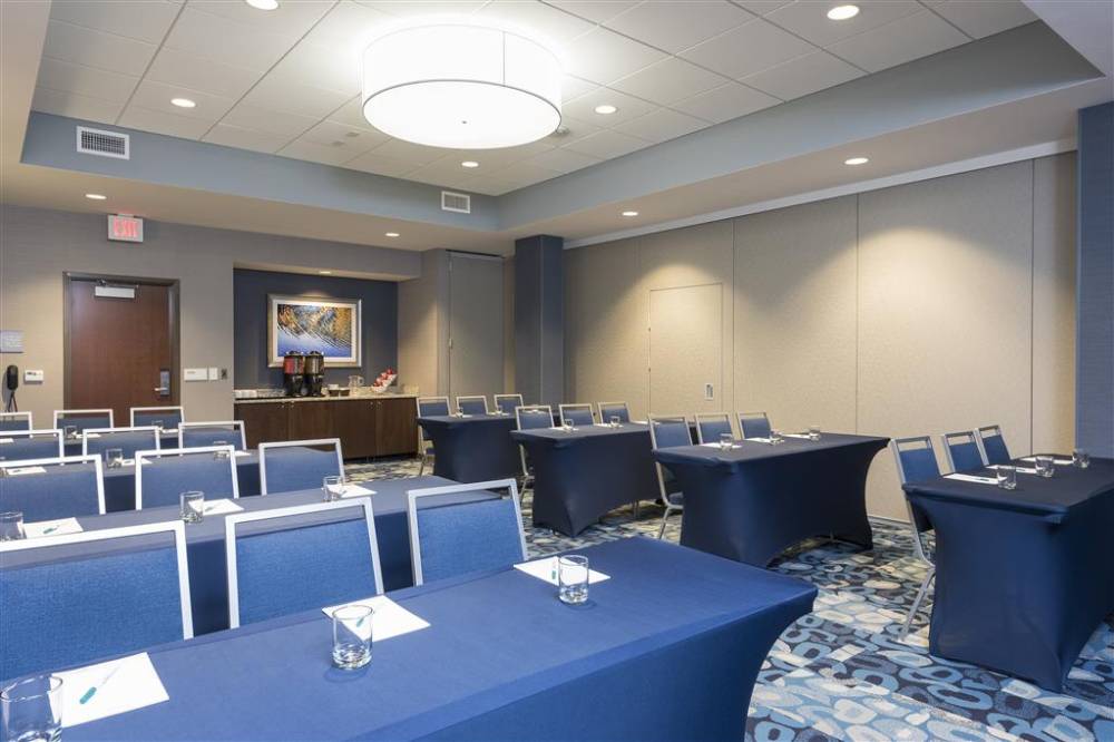 Homewood Suites By Hilton Grand Rapids Downtown 2