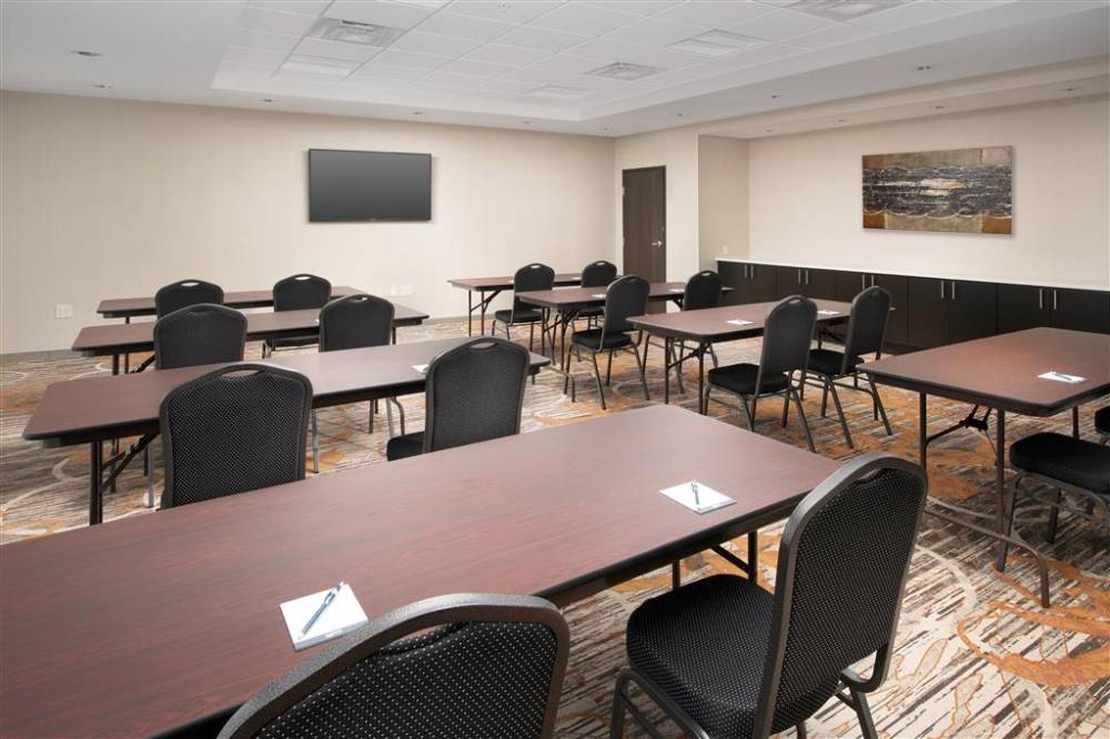 Homewood Suites By Hilton Kansas City S 2