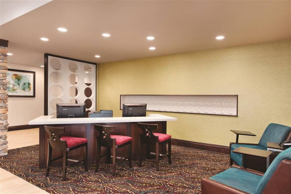 Homewood Suites By Hilton Mobile I-65/airport Blvd  Al 5