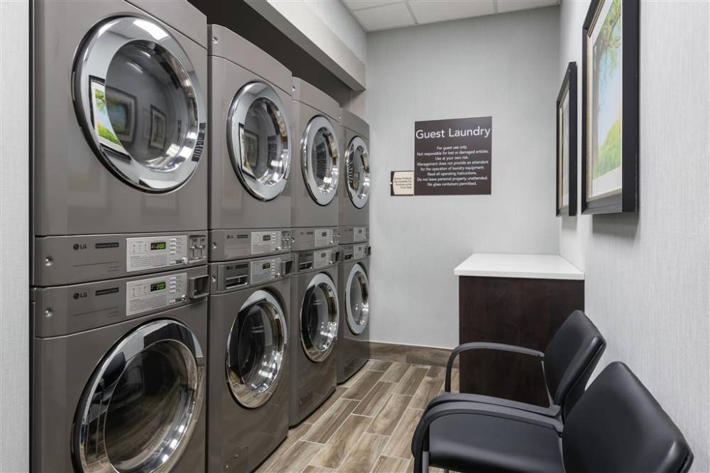Homewood Suites By Hilton Ottawa Airport 5