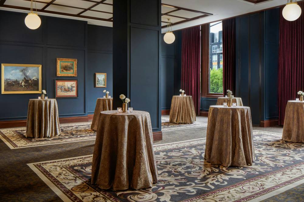 Hotel David Whitney Autograph Collection 6
