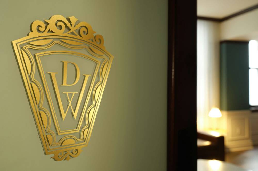 Hotel David Whitney Autograph Collection 5
