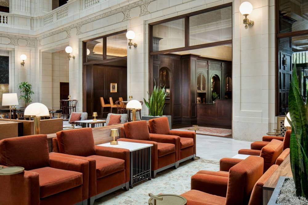 Hotel David Whitney Autograph Collection 10