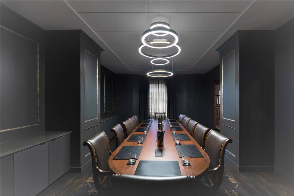 Hotel Fort Des Moines  Curio Collection By Hilton 2