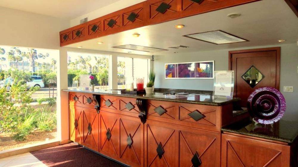 Hotel Iris 4