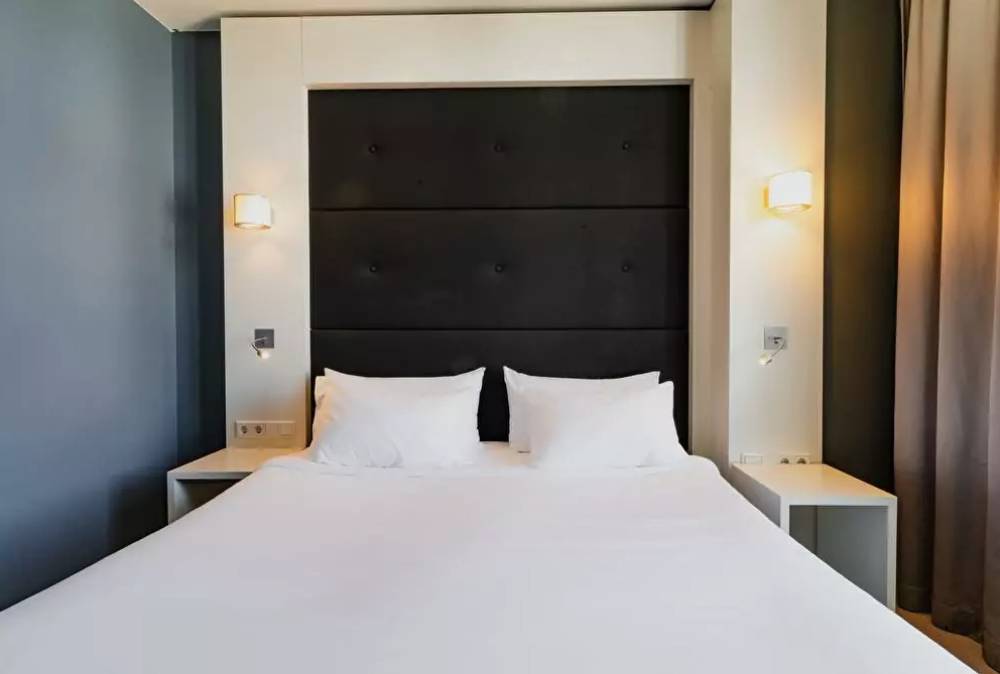 Hotel Jl No76 8