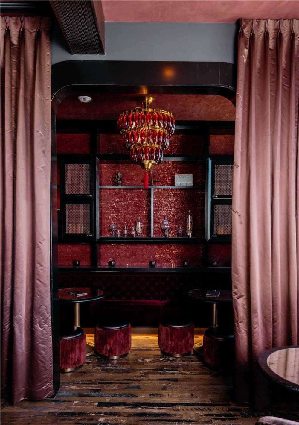 Hotel Renegade 6