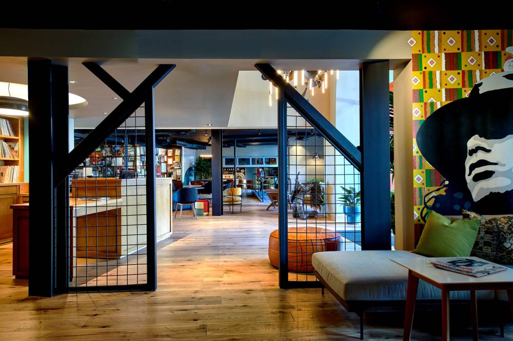 Hotel Ziggy 9