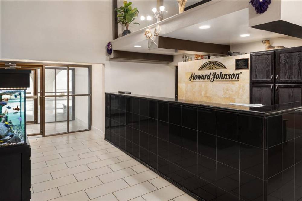 Howard Johnson By Wyndham Appleton 3