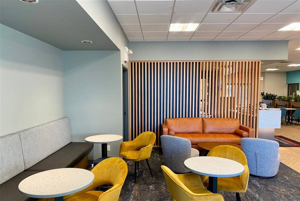 Howard Johnson By Wyndham Winnipeg West 3