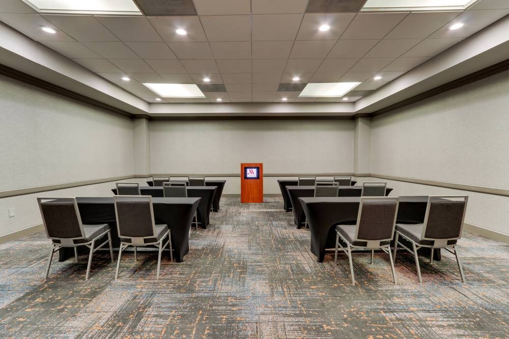 Huntsville Marriott At The Space And Rocket Center 5