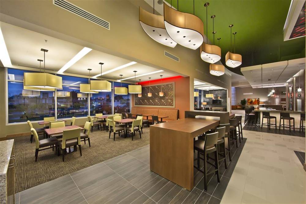 Hyatt Place Bayamon 2