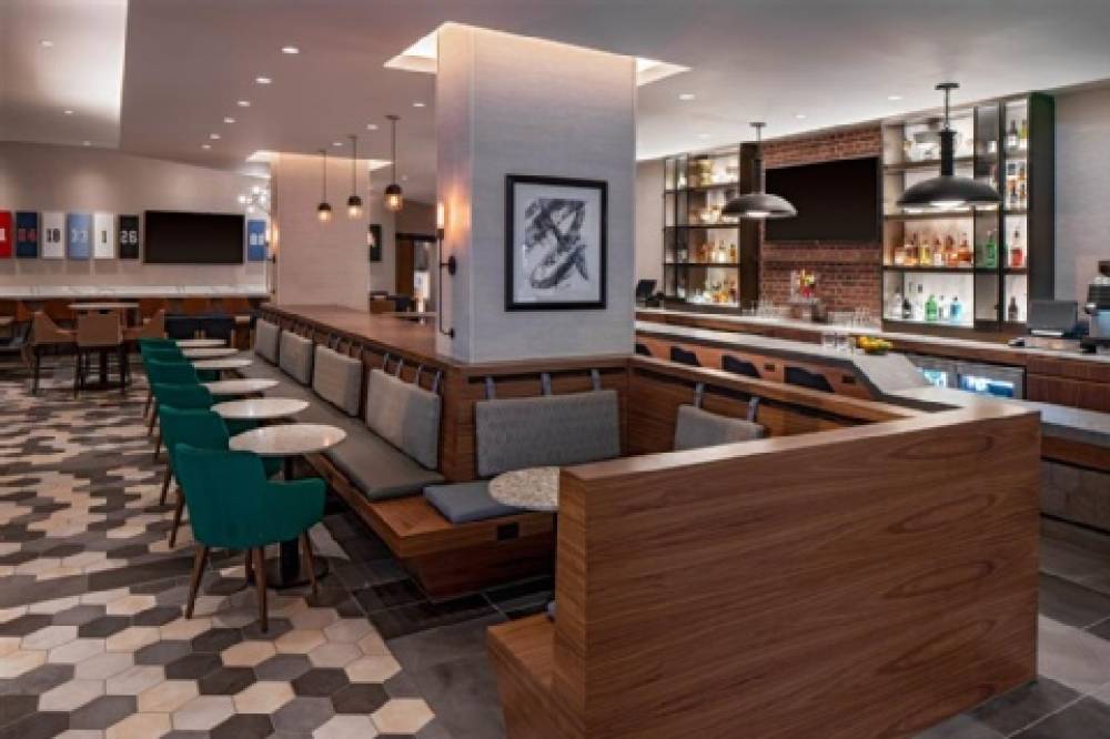 Hyatt Place Indianapolis Downtown 6