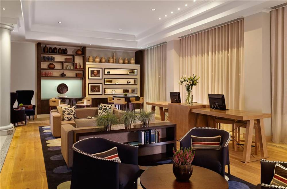 Hyatt Regency Birmingham 4