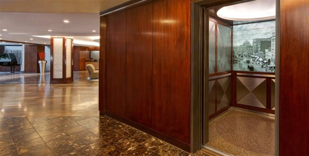 Hyatt Regency Buffalo 4