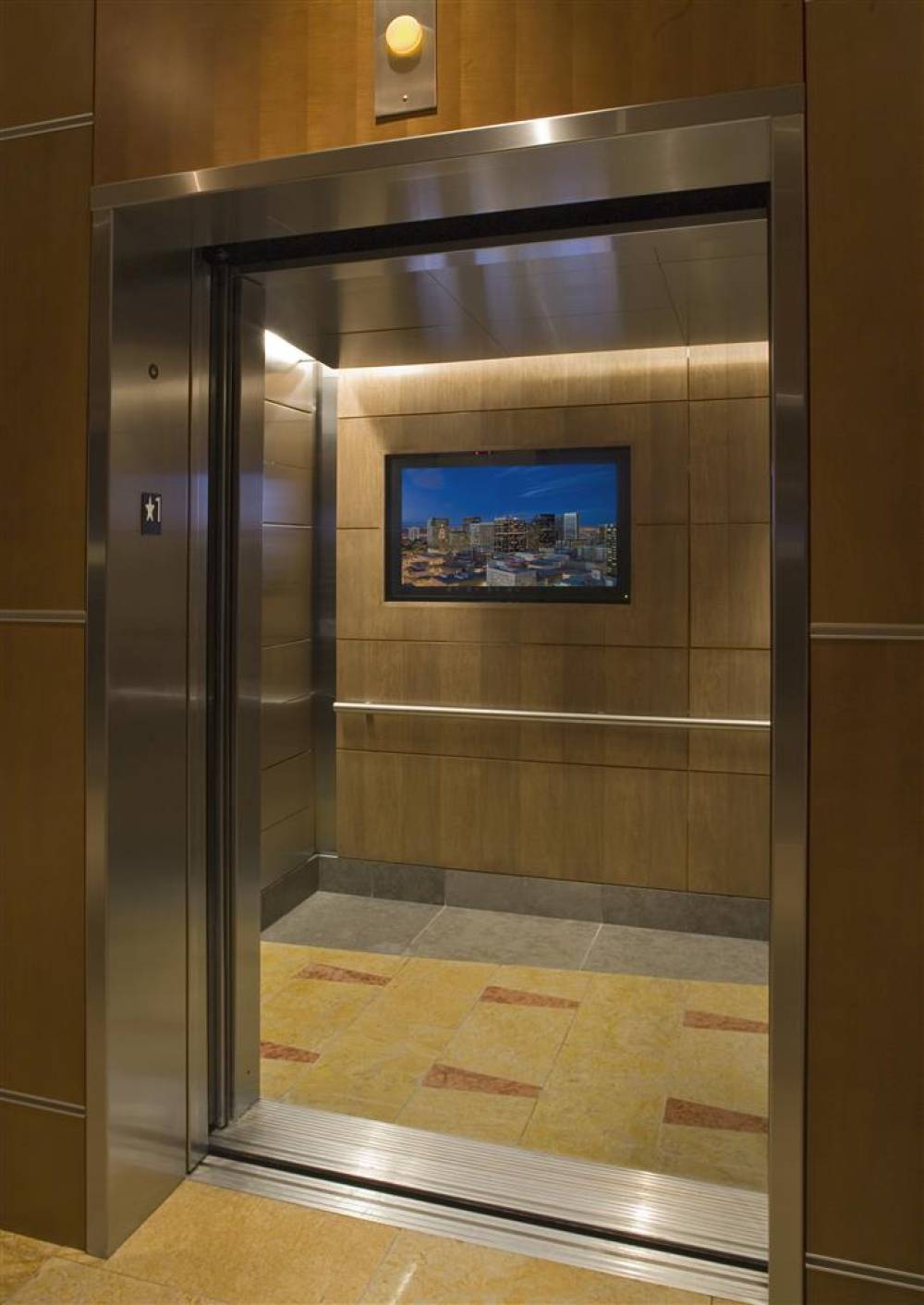 Hyatt Regency Denver At Colorado Conv Ct 4
