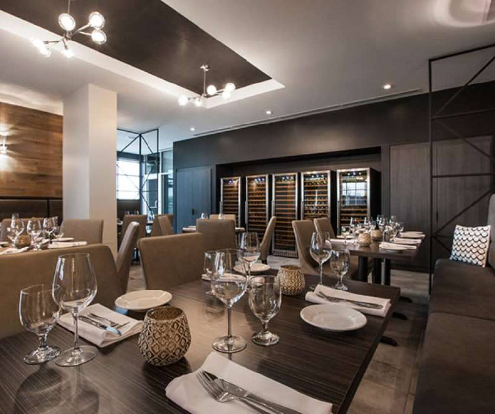 Imperia Hotel And Suites Boucherville 8