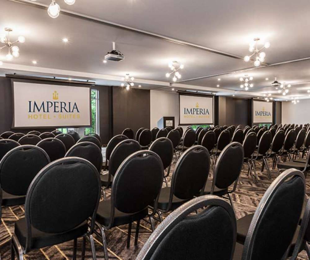 Imperia Hotel And Suites Boucherville 3