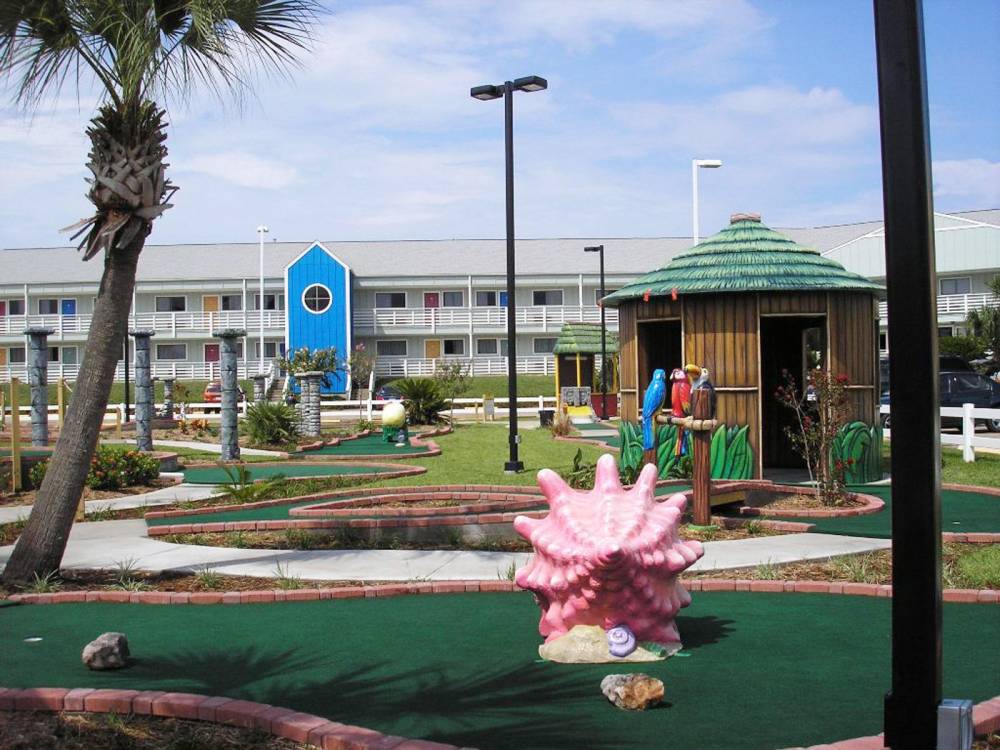 Inn At The Waterpark 3