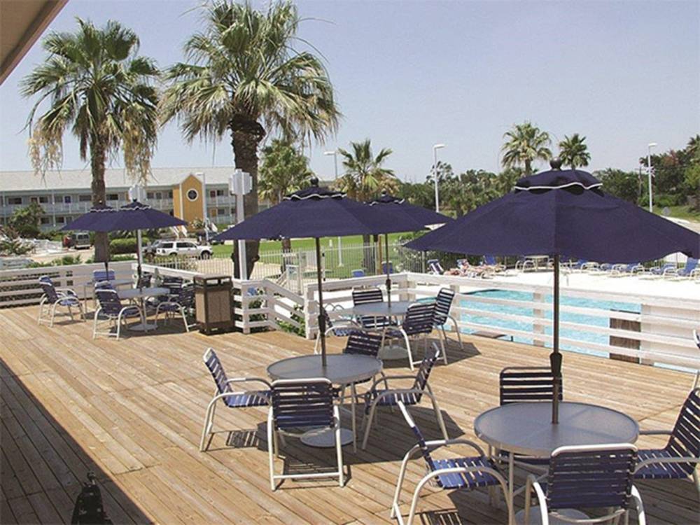 Inn At The Waterpark 2
