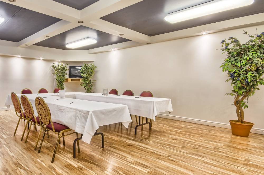 Jaro Hotel Lindbergh 6