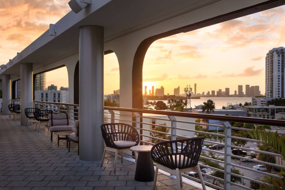 Kimpton Hotel Palomar South Beach 9