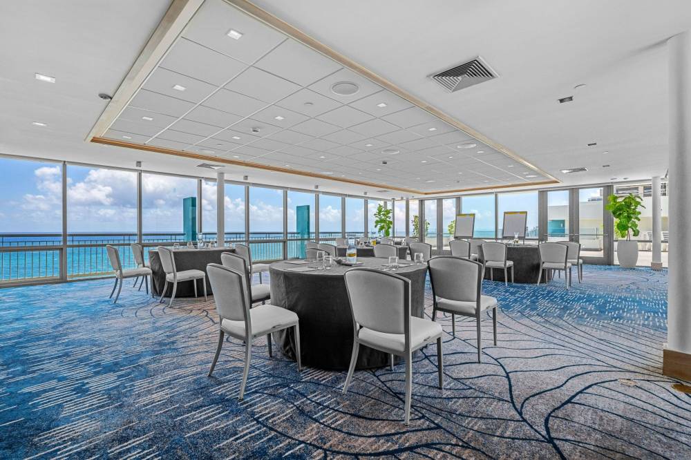 La Concha Resort, Puerto Rico, Autograph Collection 10