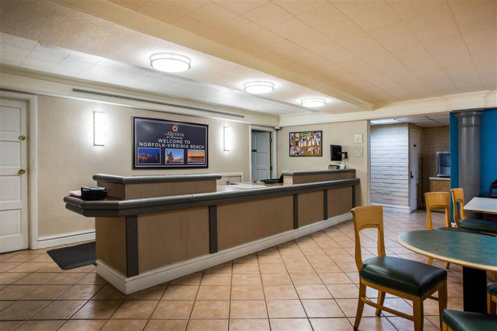 La Quinta Inn By Wyndham Norfolk Virginia Beach 2