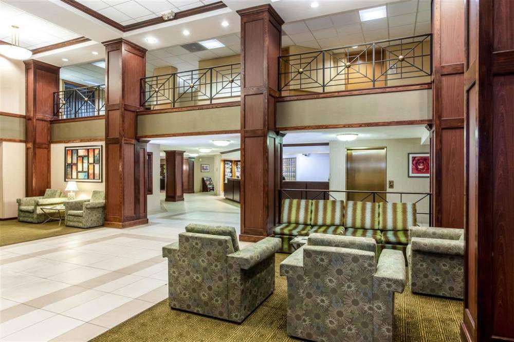 La Quinta Inn Ste Bayshore 4