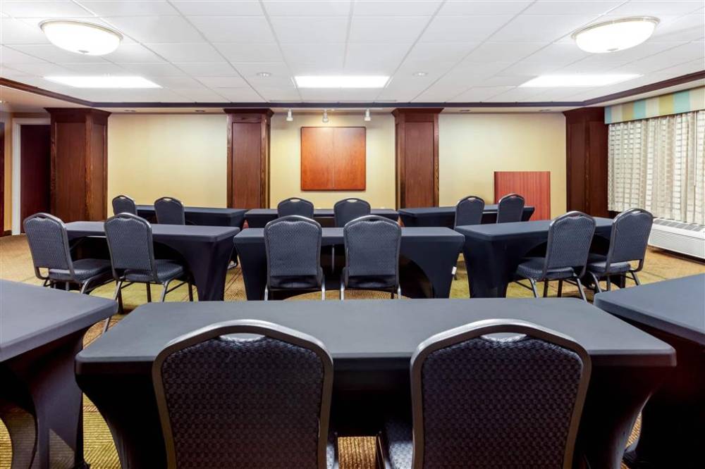 La Quinta Inn Ste Bayshore 3