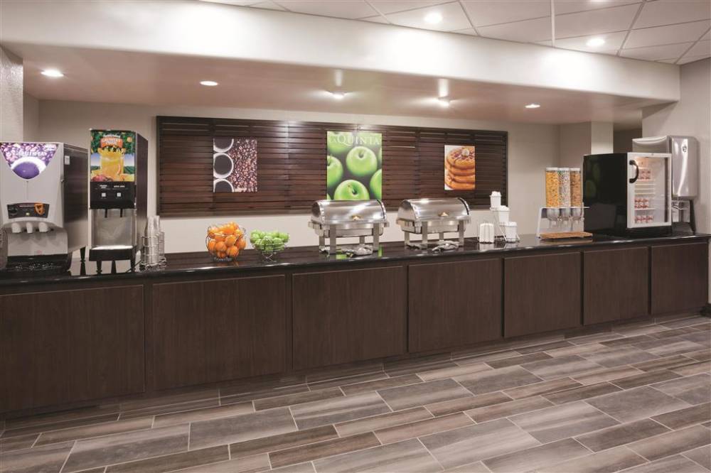 La Quinta Inn Ste Bloomingtn W 5