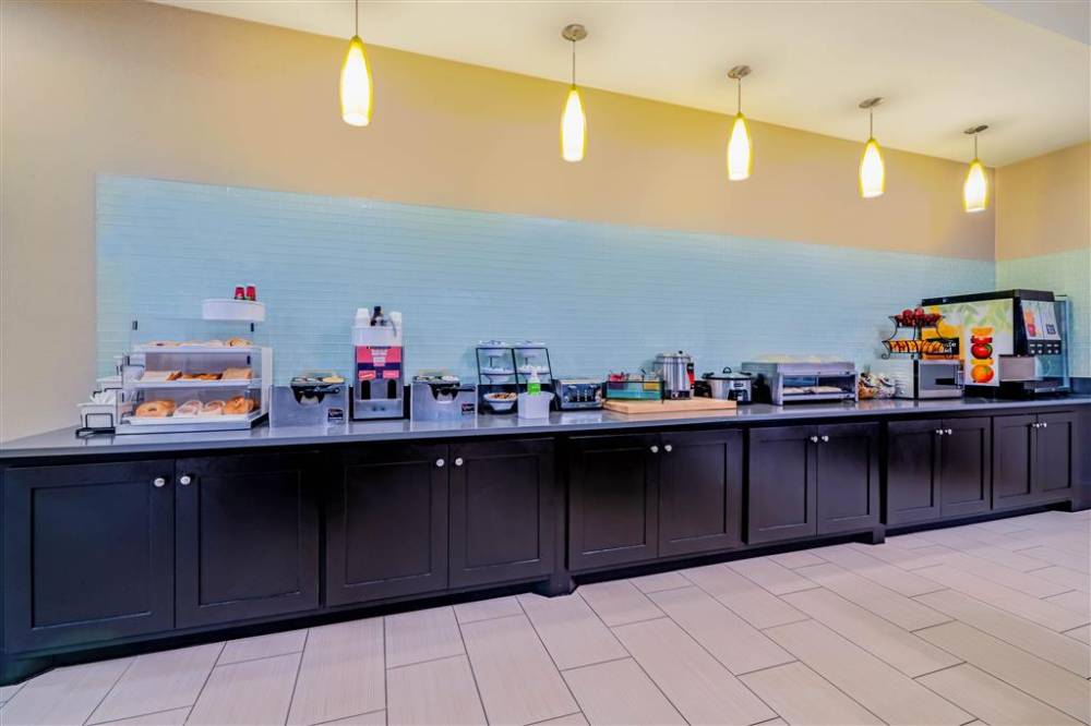 La Quinta Inn Ste Dfw Ap W 4