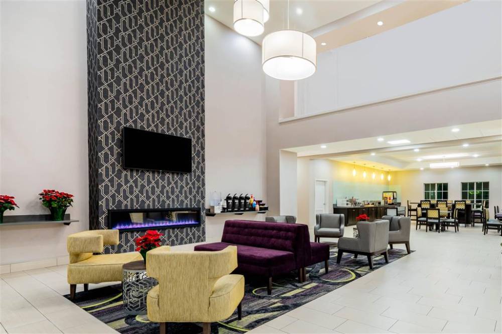 La Quinta Inn Ste Dfw Ap W 3