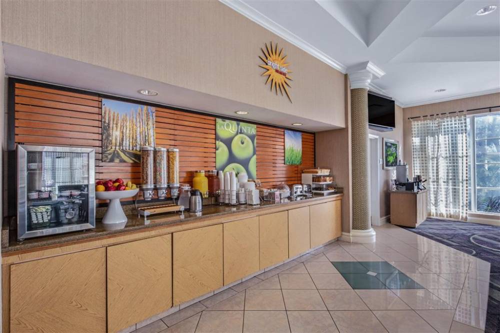 La Quinta Inn Ste Miami Ap W 4