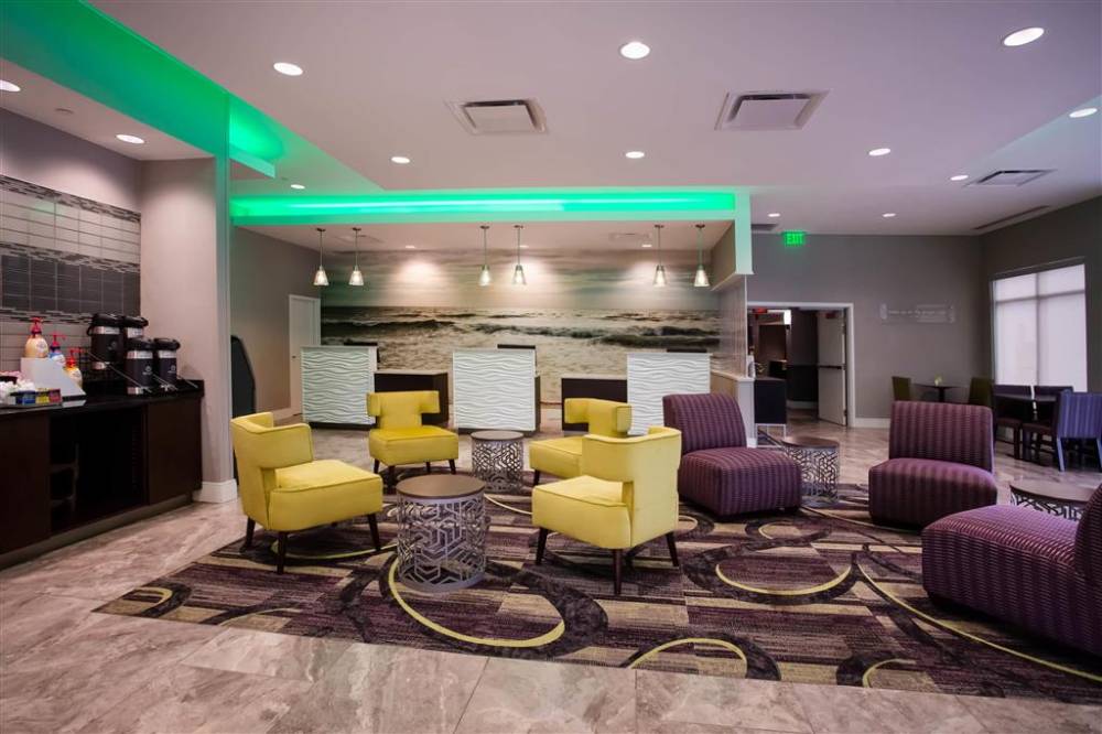 La Quinta Inn Ste Virginia Bch 2