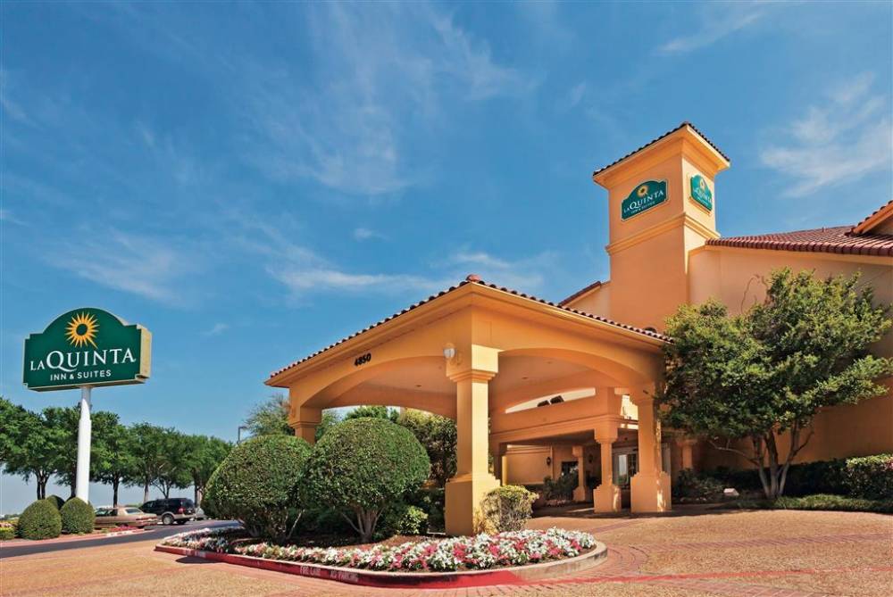 La Quinta Inn & Suites By Wyndham Dallas Dfw Airport North 2