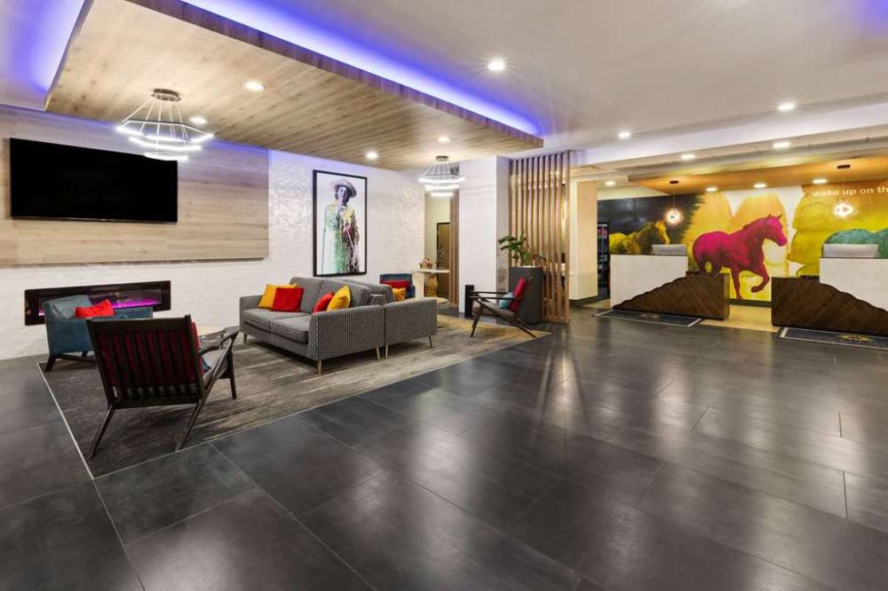La Quinta Inn & Suites By Wyndham El Paso East Loop-375 4