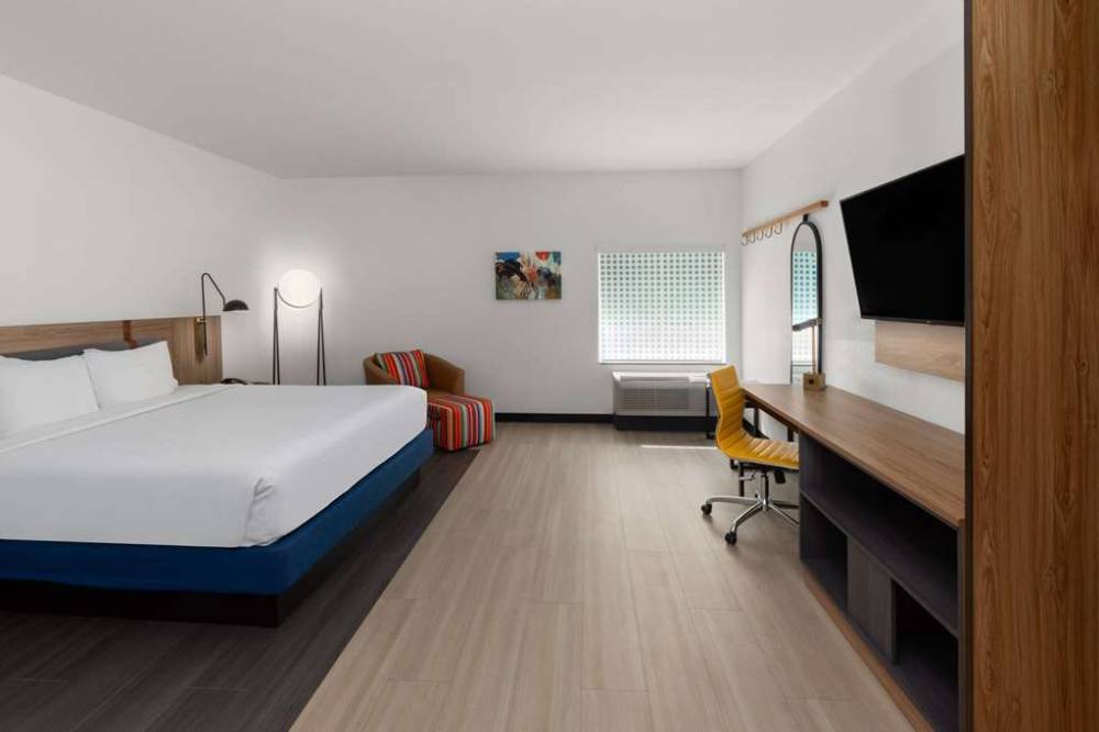 La Quinta Inn & Suites By Wyndham El Paso East Loop-375 7