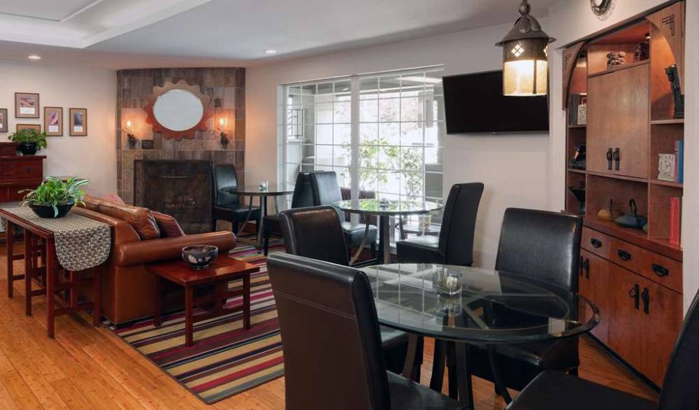 Larkspur Landing Campbell Extended Stay 8