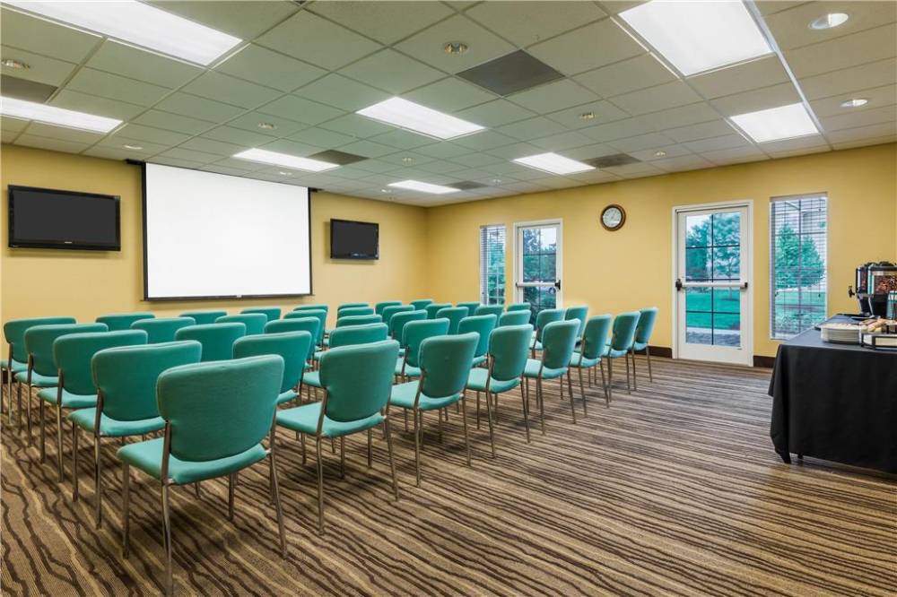 Larkspur Landing Extended Stay St Louis Riverport Airport West 2