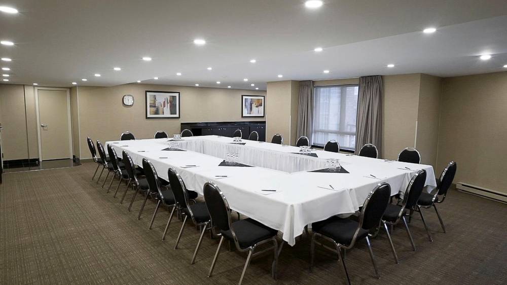 Les Suites Hotel Ottawa 4