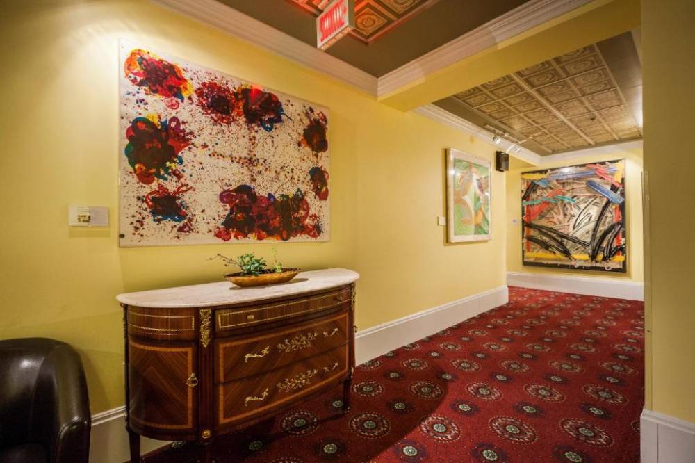 Lhotel Montreal 5