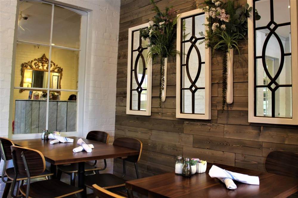 Linden Row Inn 5