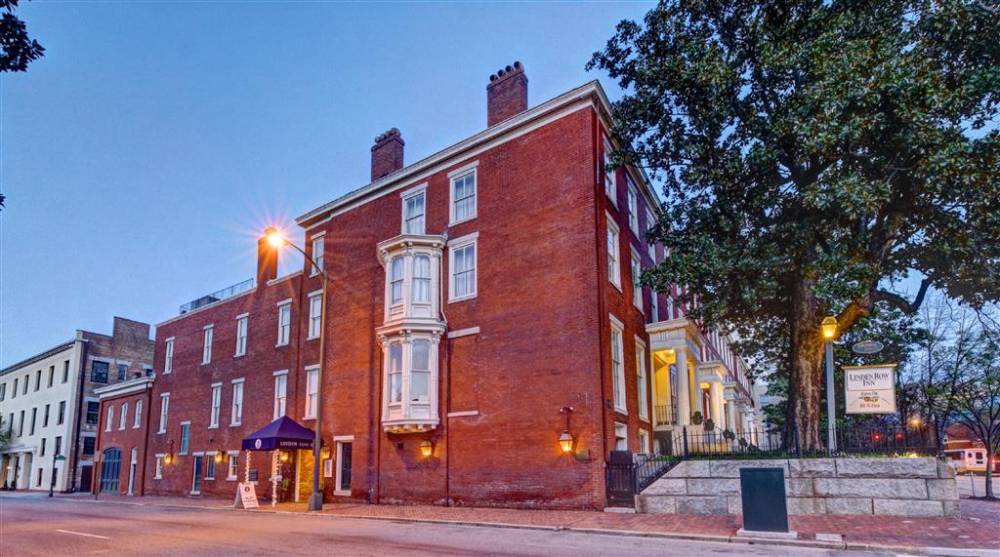 Linden Row Inn Exterior