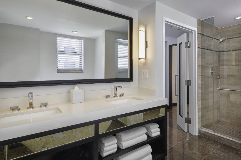 Loews Miami Beach Hotel 2