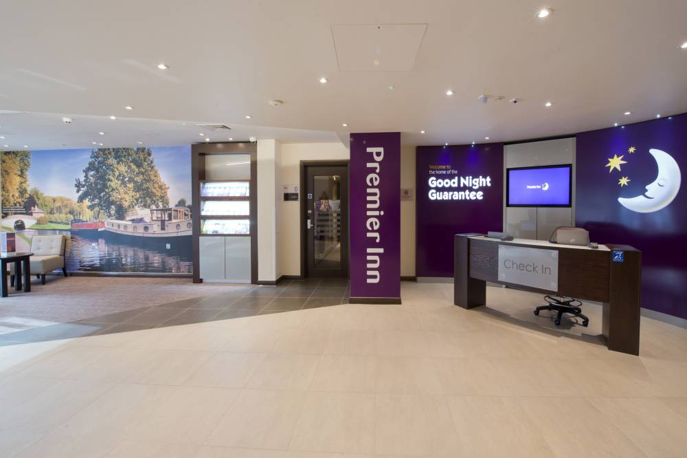London Uxbridge 7