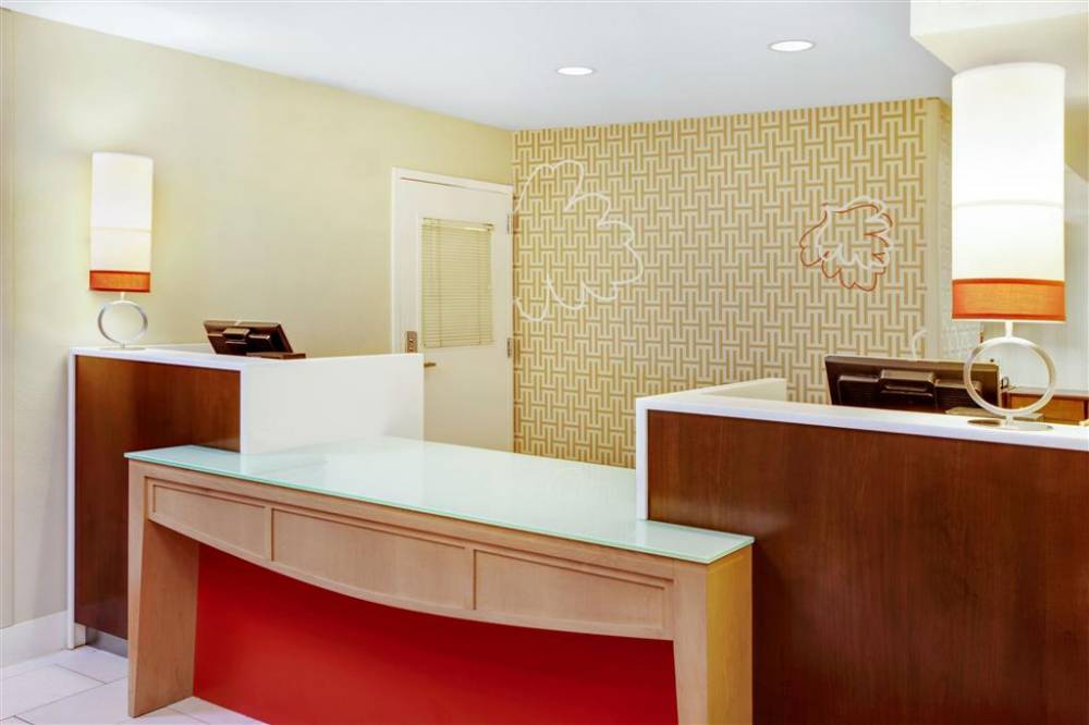 Mainstay Suites Greensboro 3