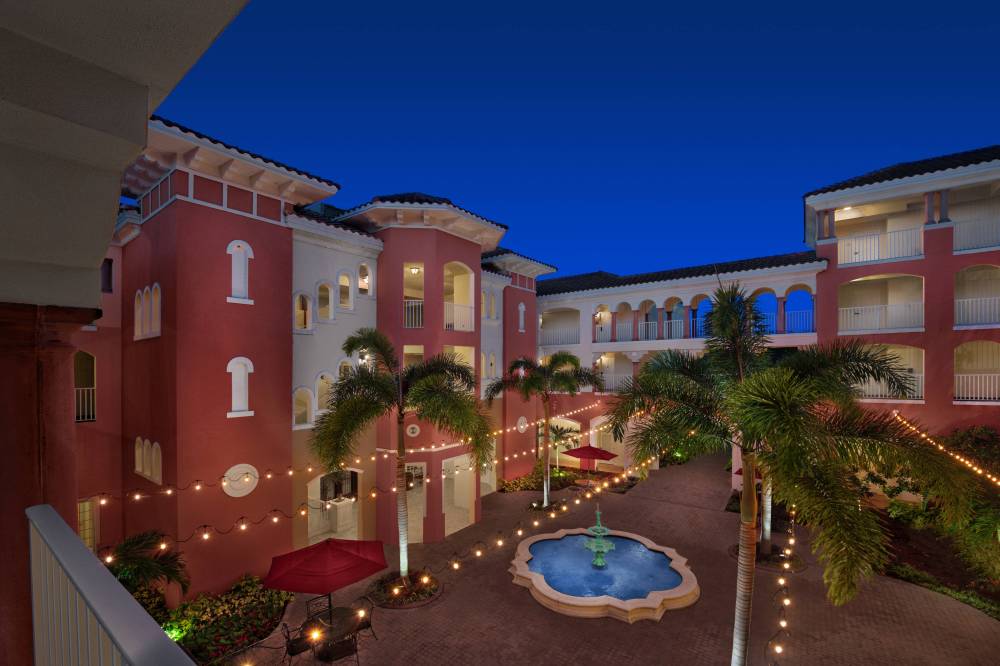 Marriotts Grande Vista 6